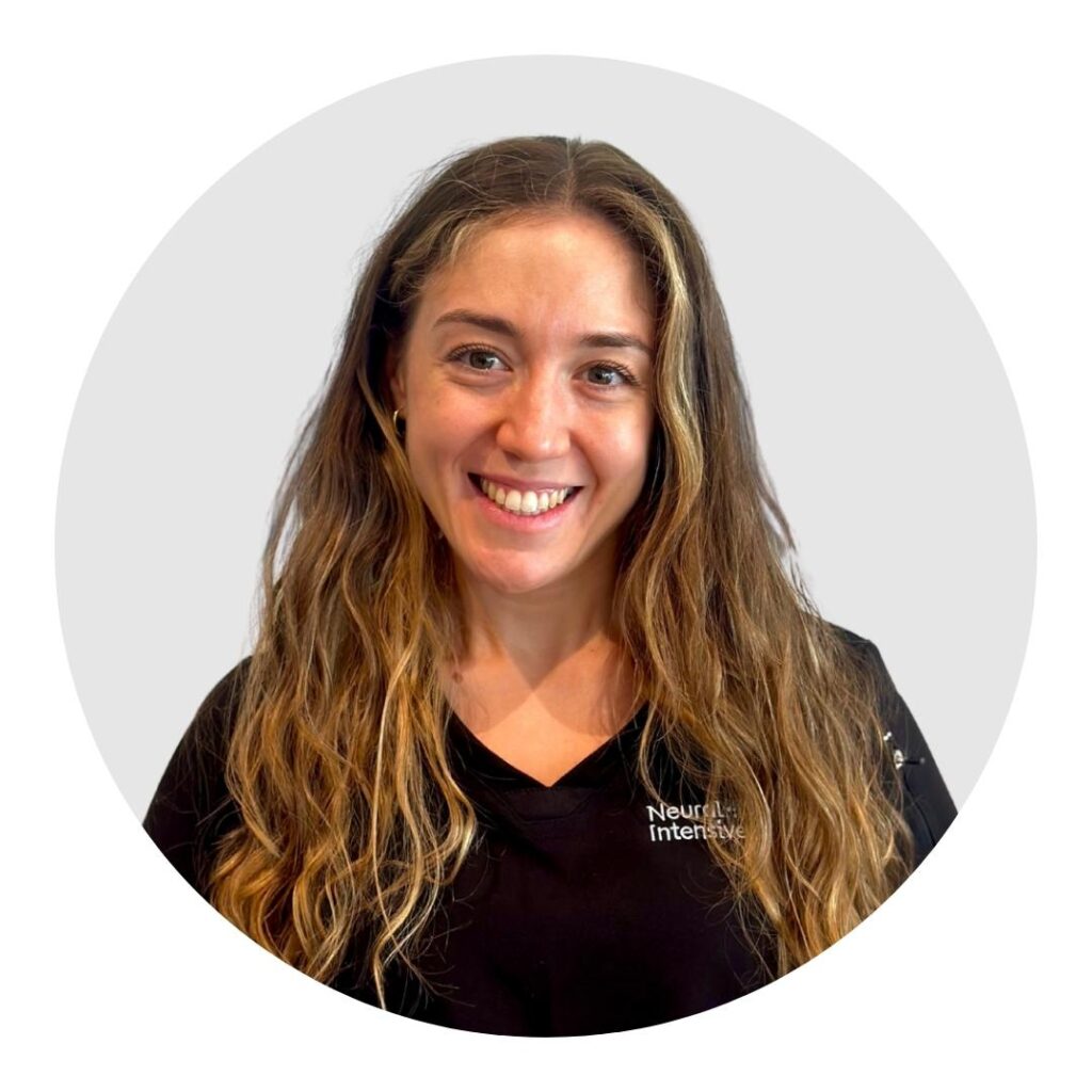 Profesora de cursos de fisioterapia en neurología Esther Domínguez.